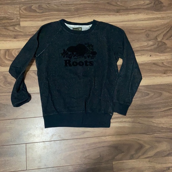 roots crewneck - Picture 1 of 3
